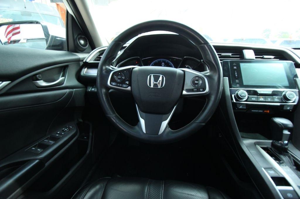 Honda Civic Touring Sedan CVT 2016