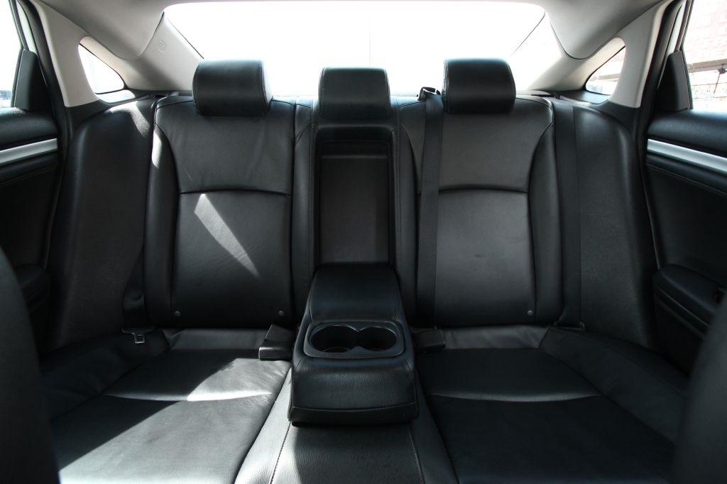 Honda Civic Touring Sedan CVT 2016