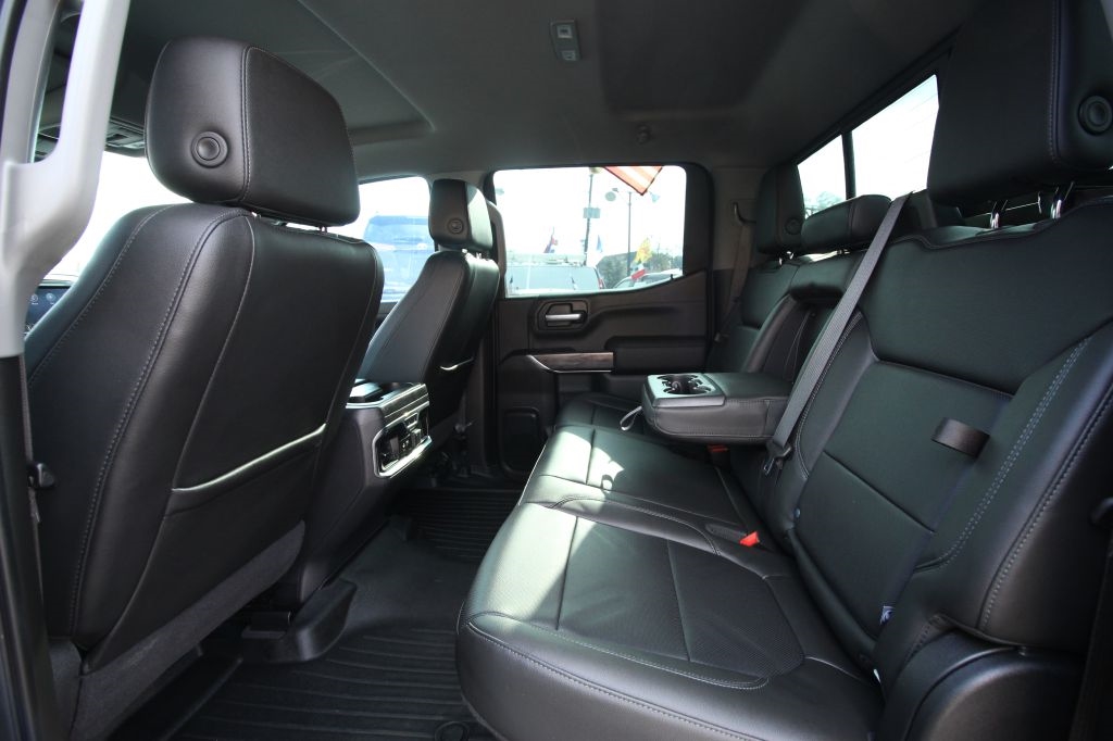 Chevrolet Silverado 1500 LTZ Crew Cab 2WD 2020