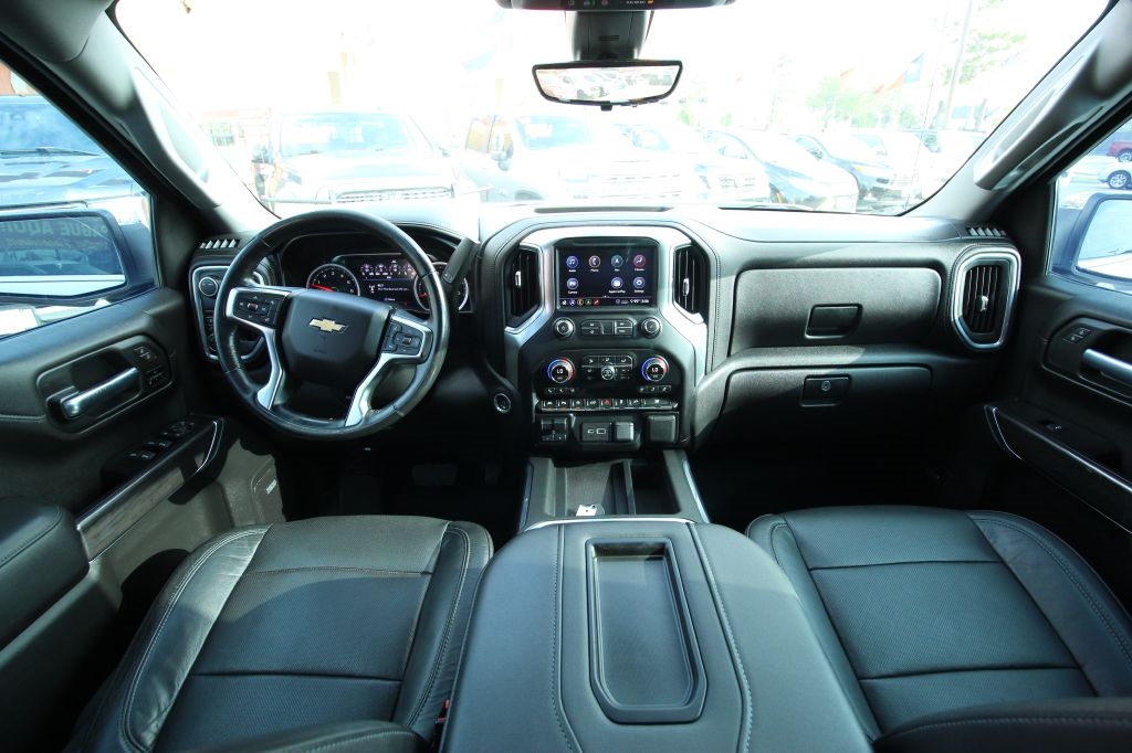 Chevrolet Silverado 1500 LTZ Crew Cab 2WD 2020