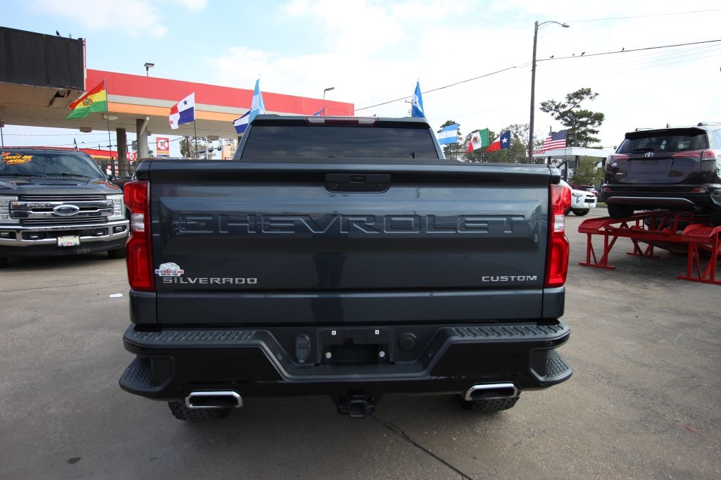 Chevrolet Silverado 1500 Custom Trail Boss Crew Cab Long Box 4WD 2019