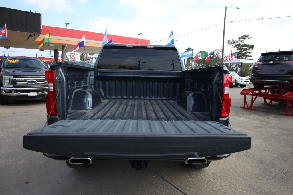 Chevrolet Silverado 1500 Custom Trail Boss Crew Cab Long Box 4WD 2019