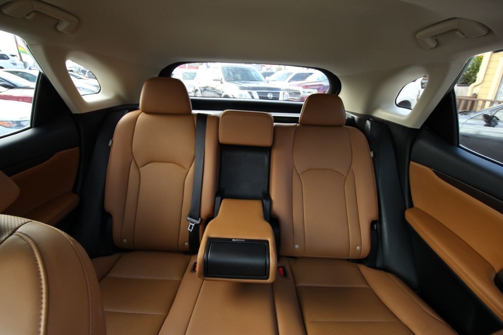 Lexus RX 350 FWD 2021