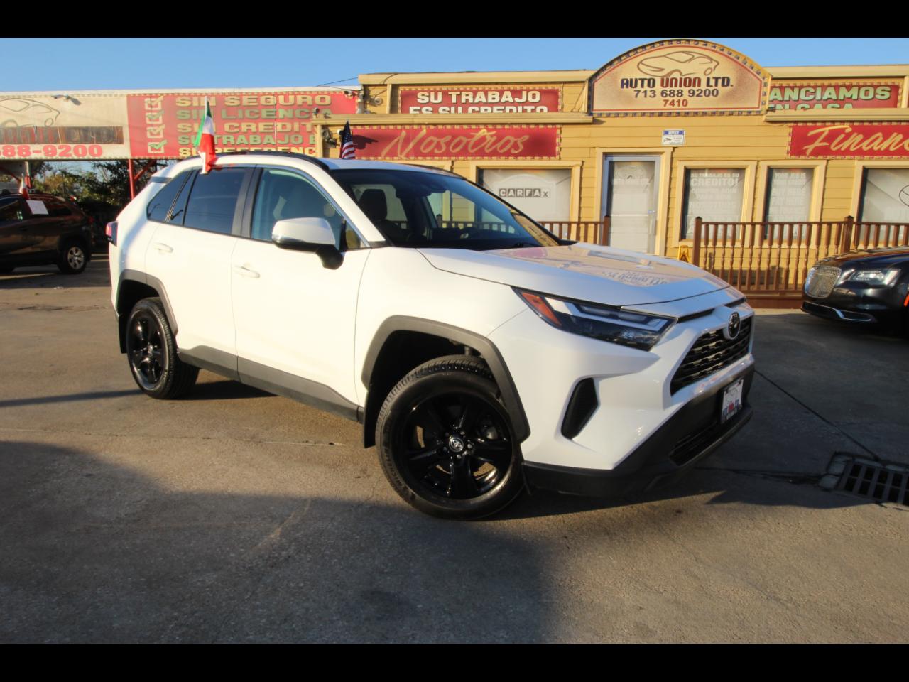 Toyota RAV4 XLE 2022