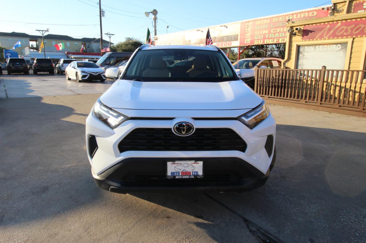 Toyota RAV4 XLE 2022