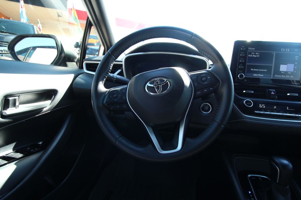 Toyota Corolla SE Hatchback CVT 2021