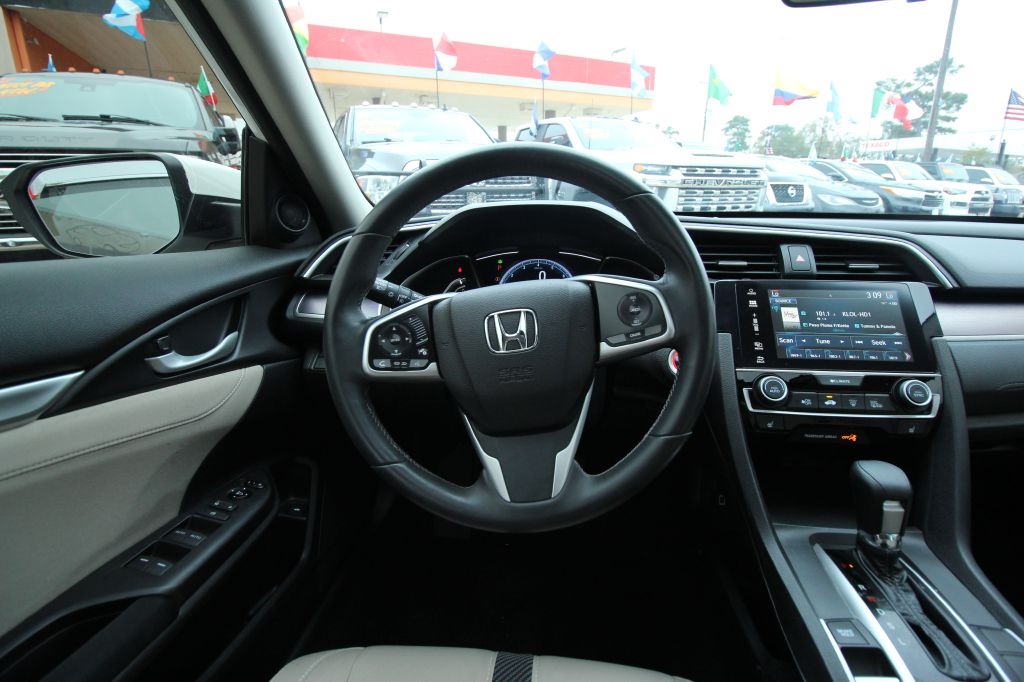 Honda Civic EX-T Sedan CVT 2018