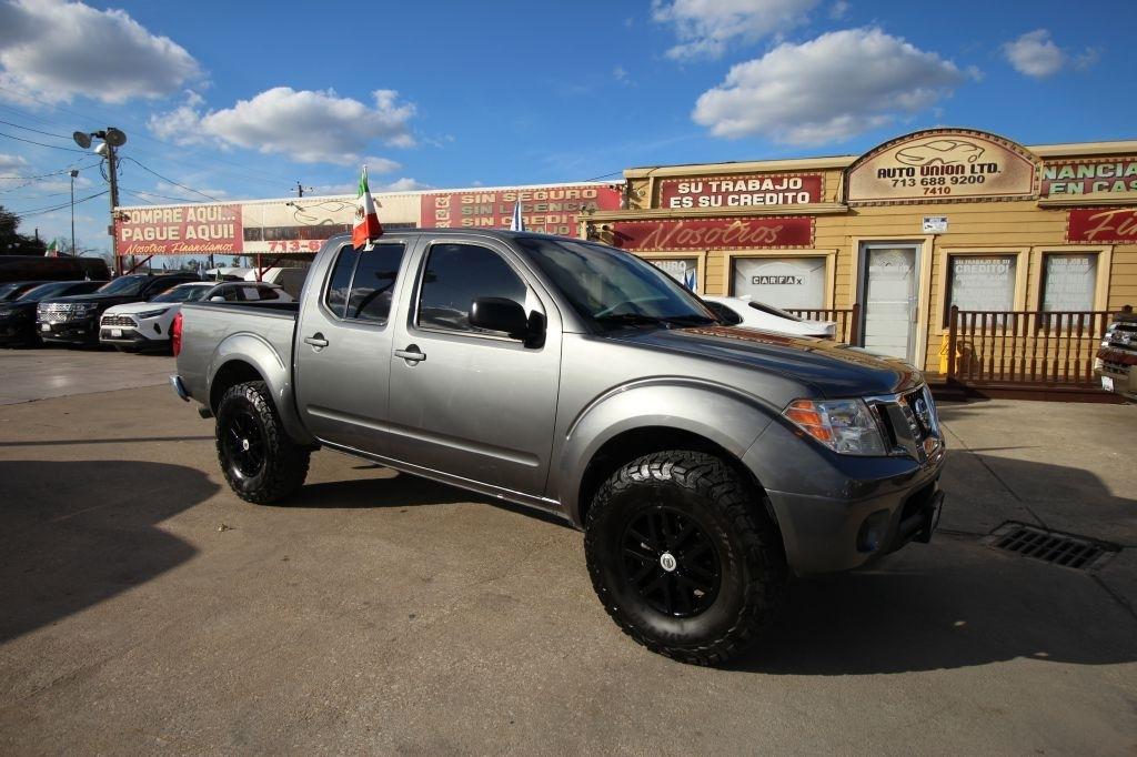 Nissan Frontier SL Crew Cab 5AT 4WD 2019