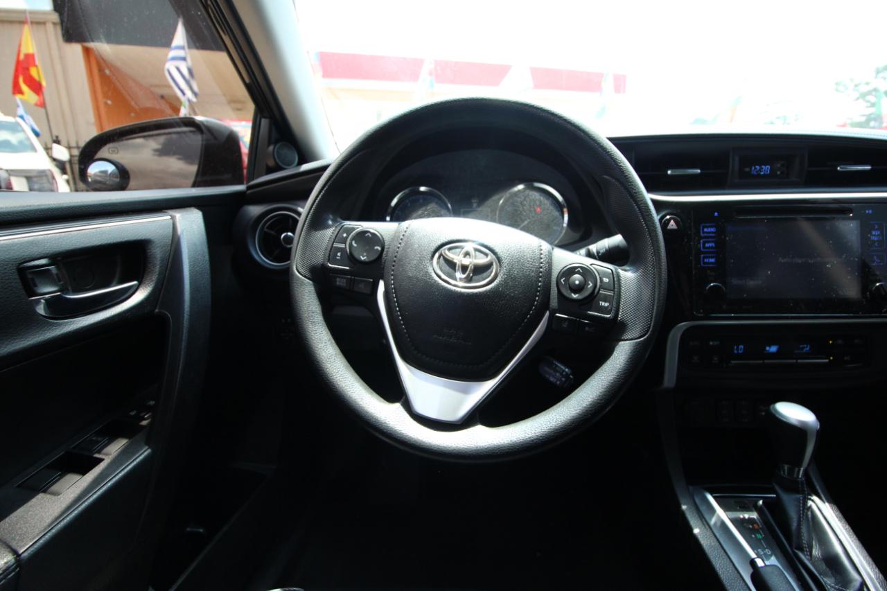 Toyota Corolla L CVT 2017