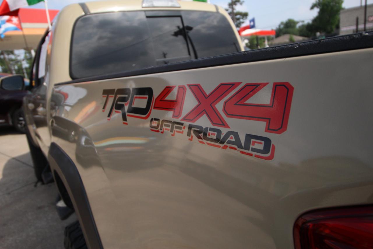 Toyota Tacoma SR5 Double Cab Long Bed V6 6AT 2WD 2017