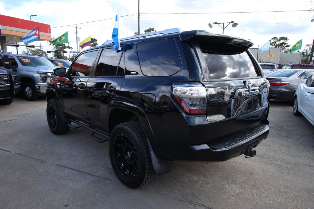 Toyota 4Runner SR5 4WD 2017