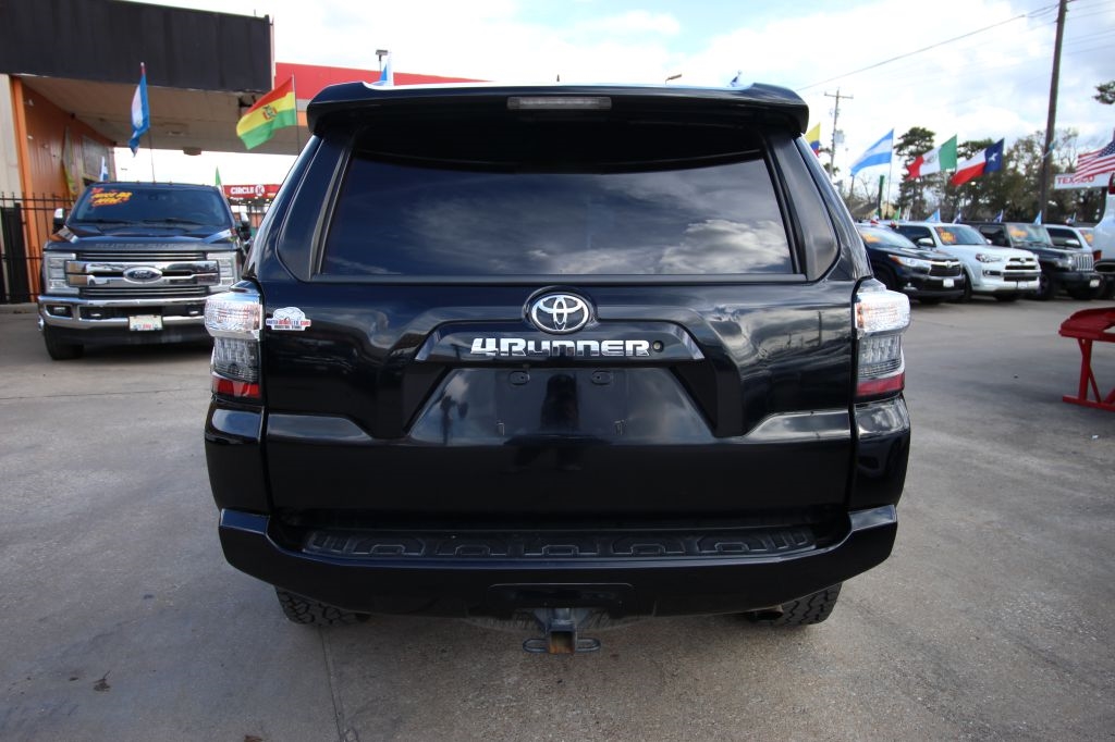Toyota 4Runner SR5 4WD 2017