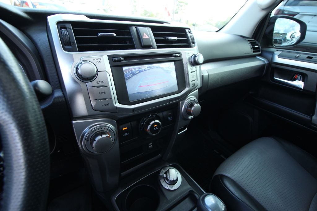 Toyota 4Runner SR5 4WD 2017