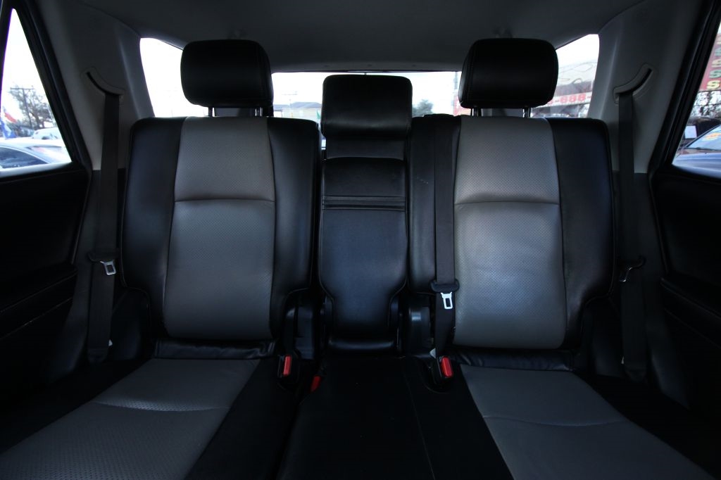 Toyota 4Runner SR5 4WD 2017