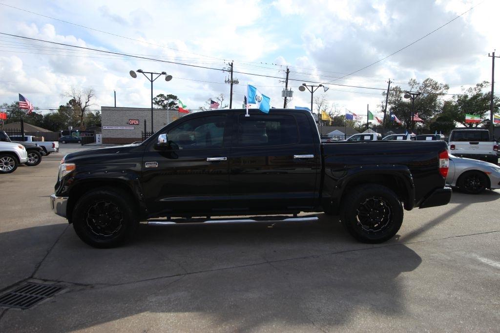 Toyota Tundra Platinum CrewMax 5.7L FFV 4WD 2015