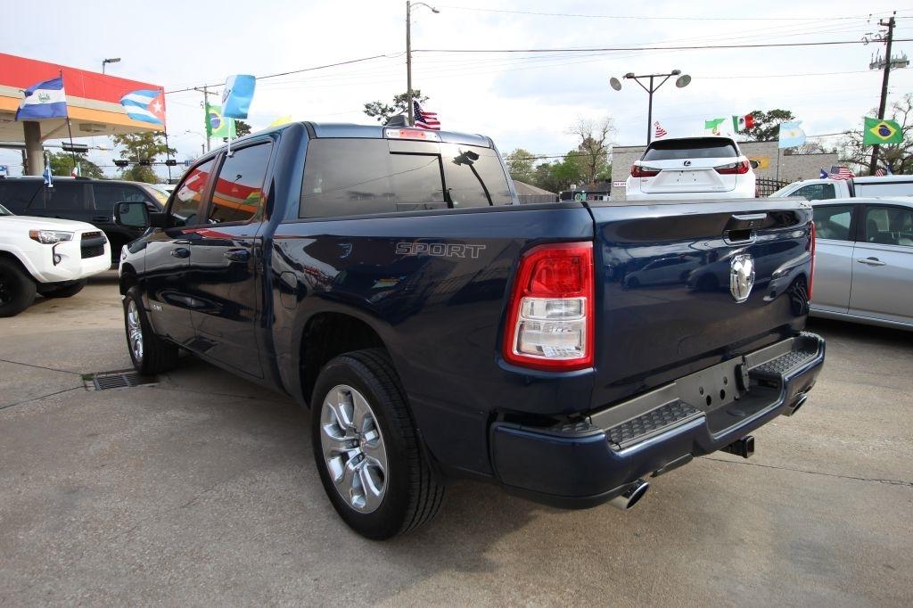 RAM 1500 Big Horn Crew Cab SWB 2WD 2023