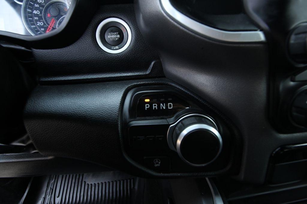 RAM 1500 Big Horn Crew Cab SWB 2WD 2023