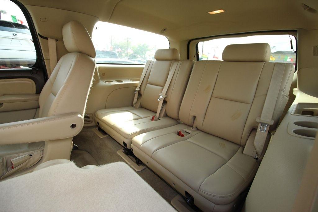 GMC Yukon Denali XL 4WD 2013