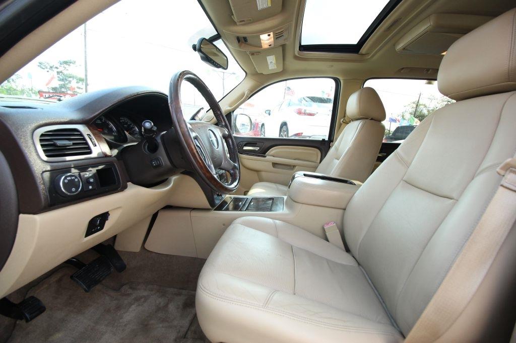 GMC Yukon Denali XL 4WD 2013