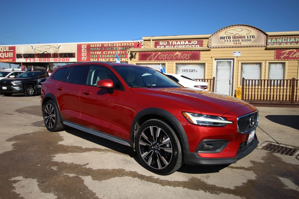 2020 Volvo V60 Cross Country T5