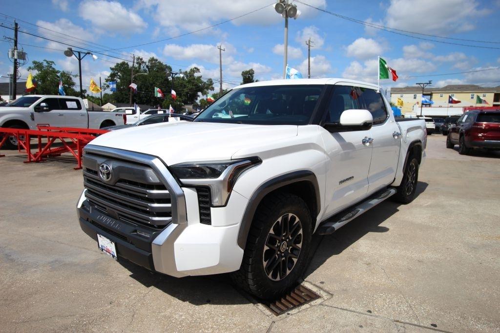 Toyota Tundra Limited CrewMax 2WD 2022