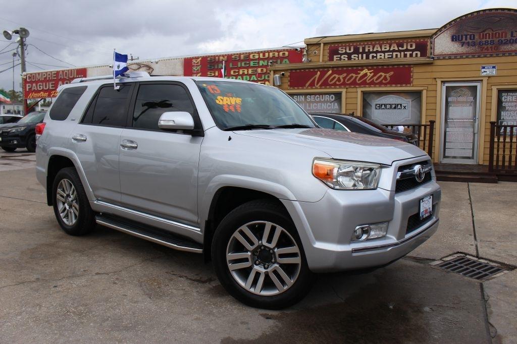 Toyota 4Runner SR5 4WD 2013