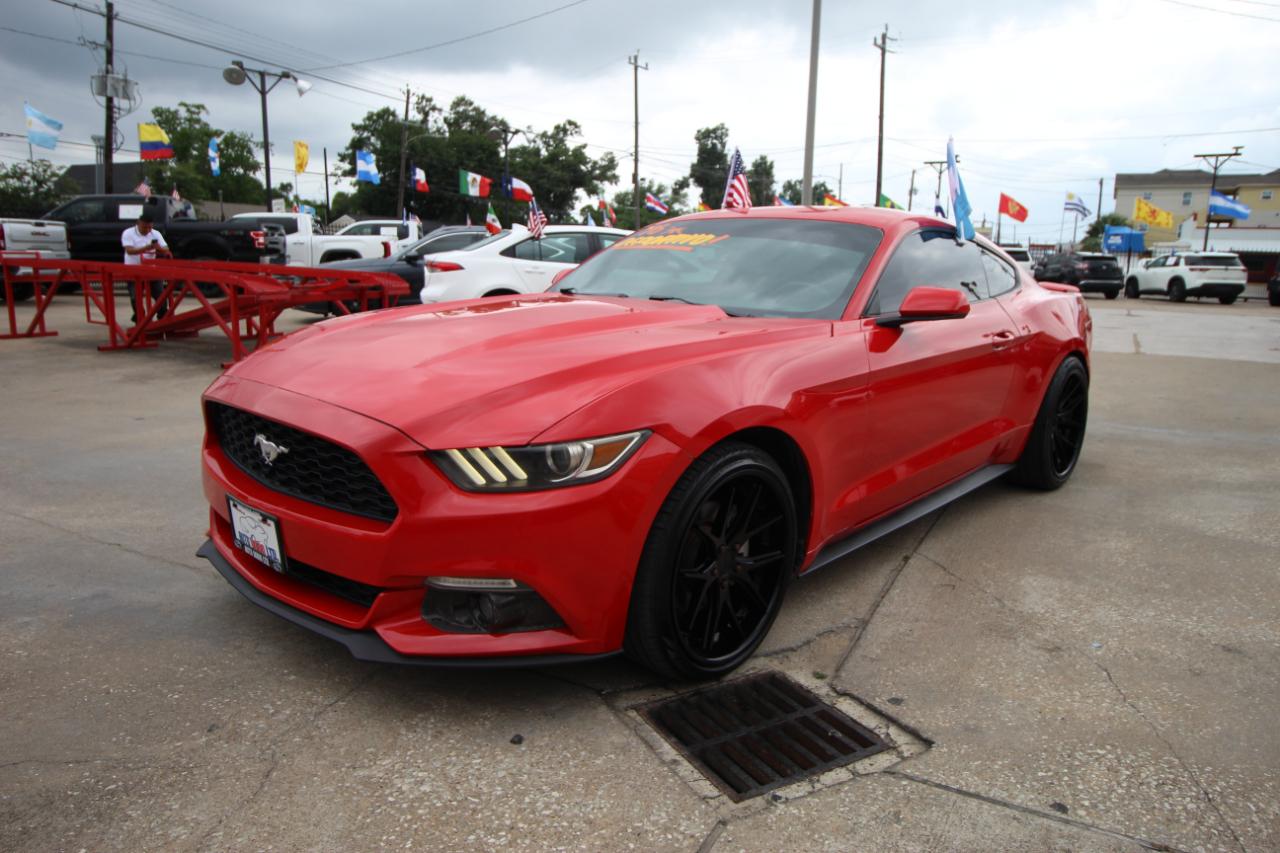 Ford Mustang EcoBoost Coupe 2016