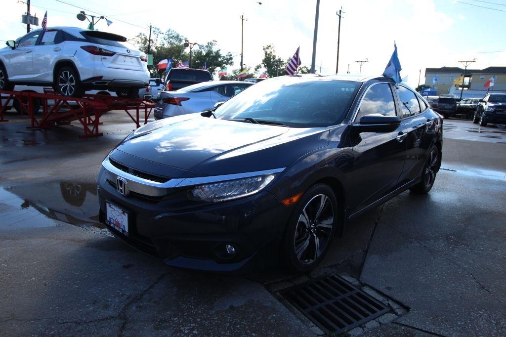 Honda Civic Touring Sedan CVT 2018