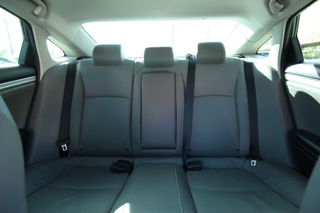 Honda Civic Touring Sedan CVT 2018