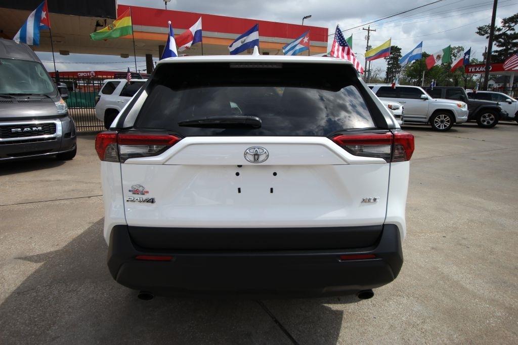 Toyota RAV4 XLE Premium 2019