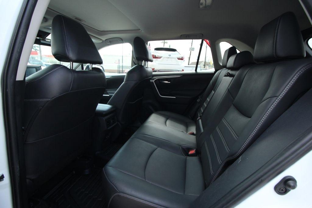 Toyota RAV4 XLE Premium 2019