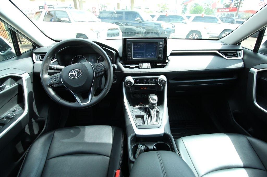 Toyota RAV4 XLE Premium 2019