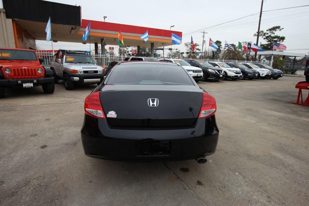 Honda Accord LX-S Coupe AT 2012