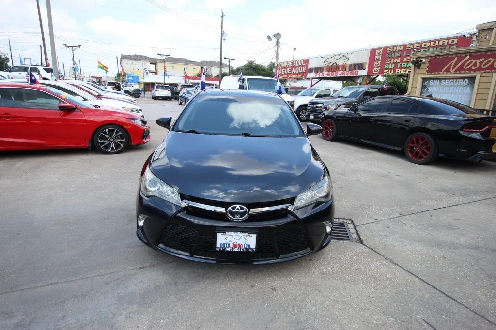Toyota Camry LE 2017