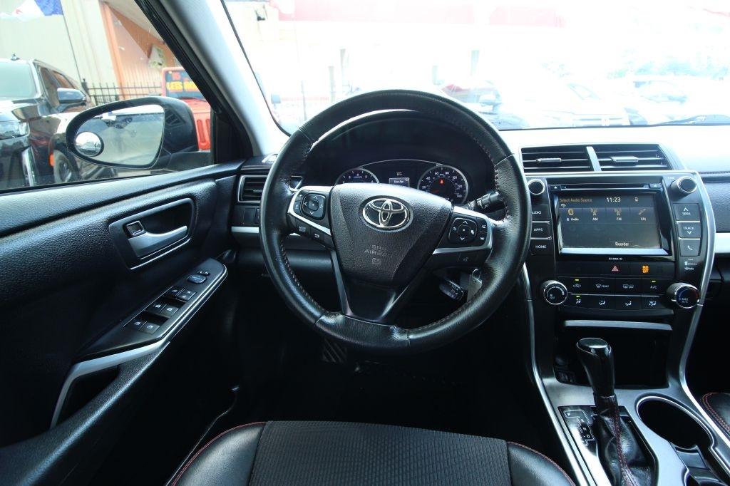 Toyota Camry LE 2017