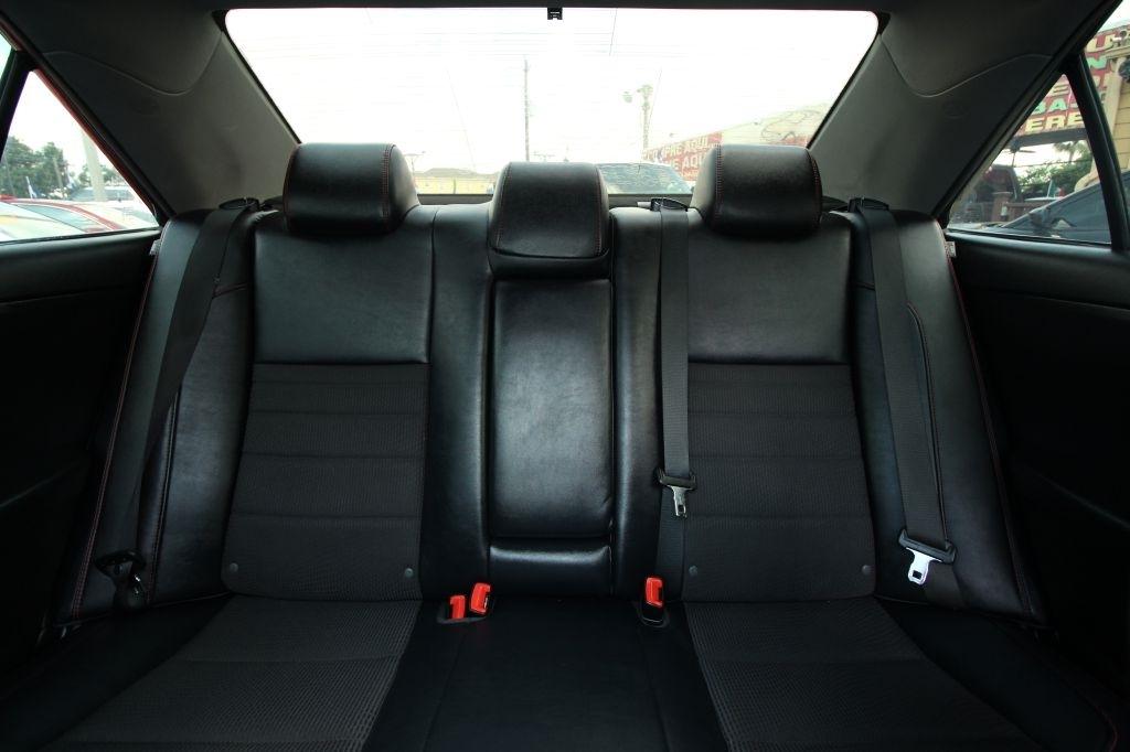 Toyota Camry LE 2017