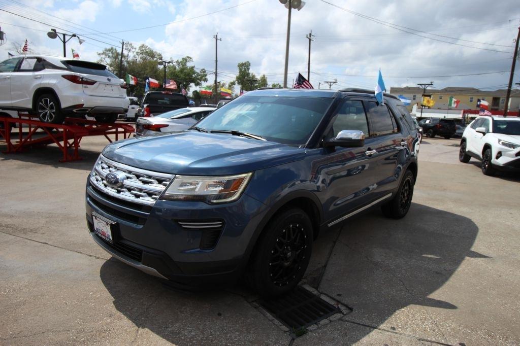 Ford Explorer XLT 4WD 2018