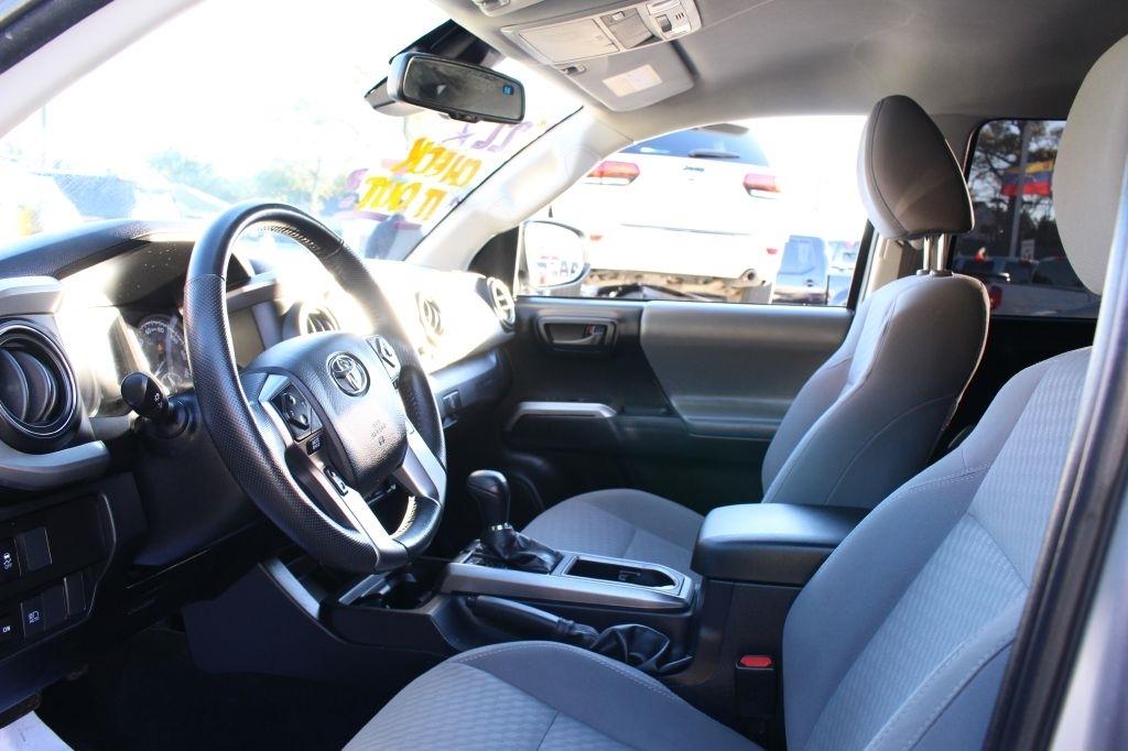 Toyota Tacoma SR5 Double Cab Long Bed V6 6AT 2WD 2022