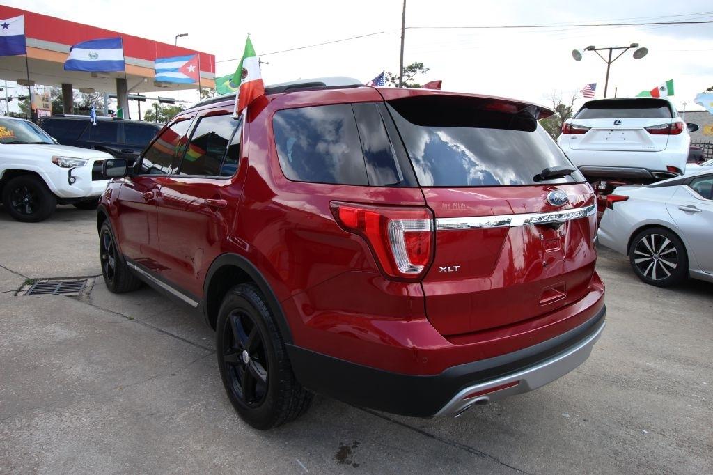 Ford Explorer XLT FWD 2016