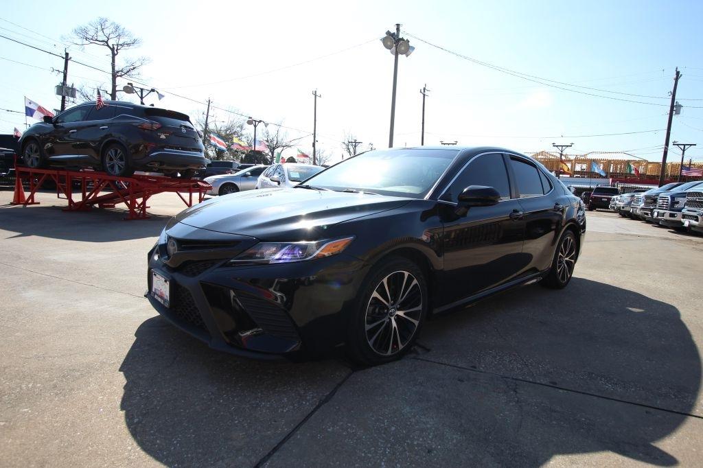 Toyota Camry L 2018