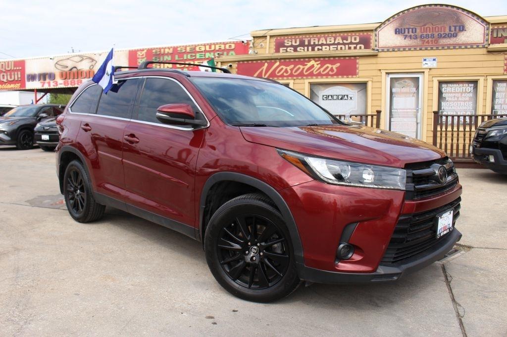 Toyota Highlander SE AWD V6 2019