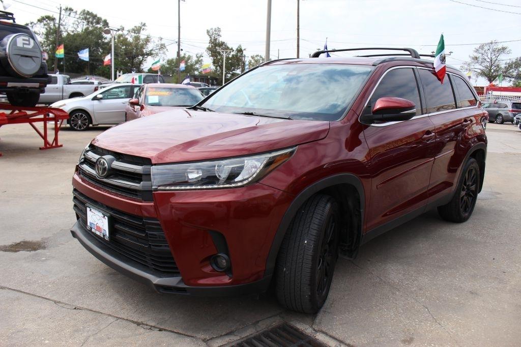 Toyota Highlander SE AWD V6 2019