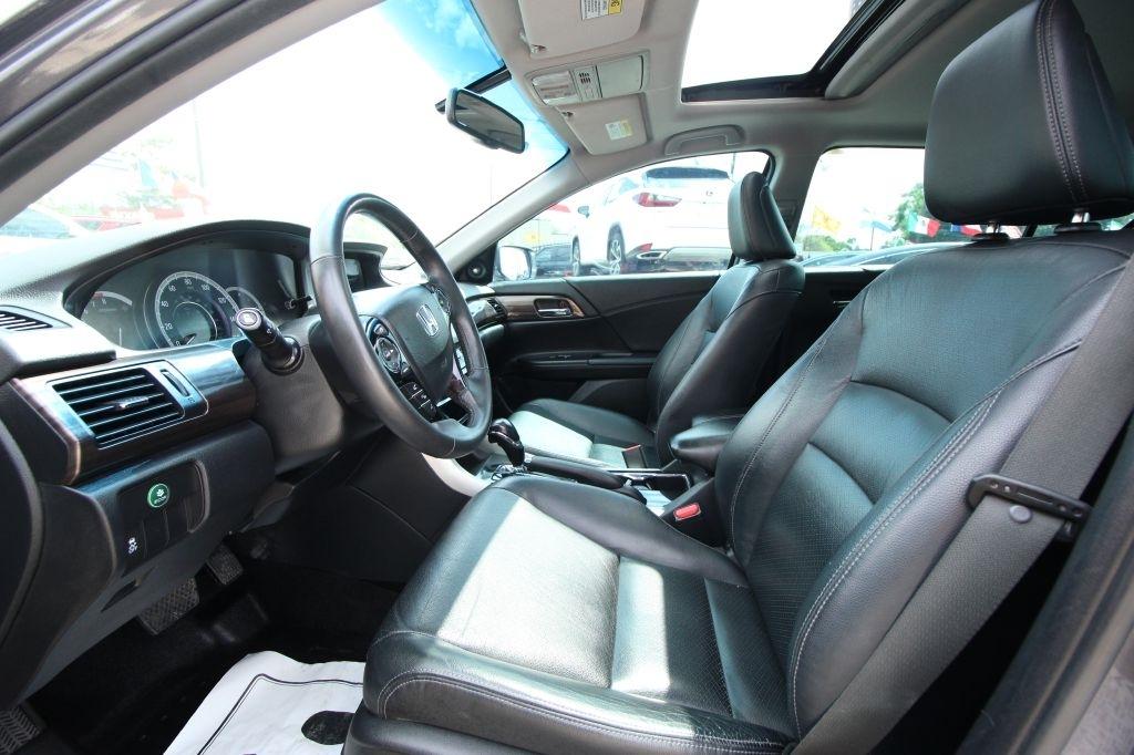 Honda Accord EX-L Sedan CVT 2016