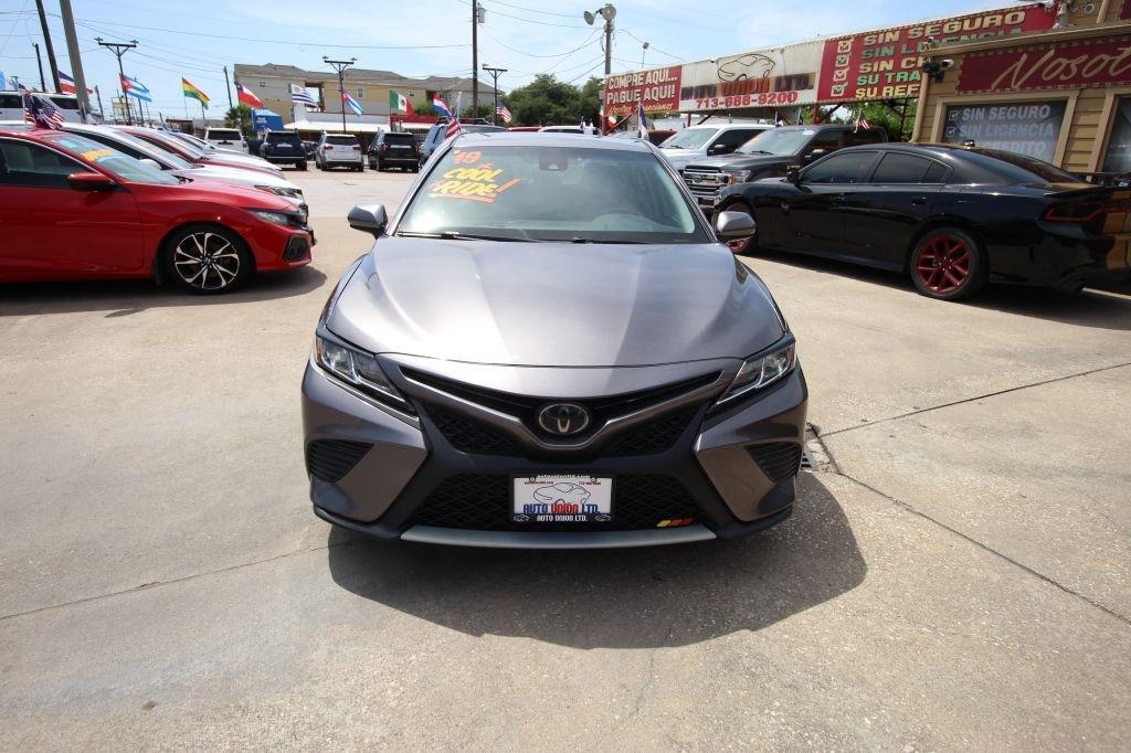 Toyota Camry L 2019
