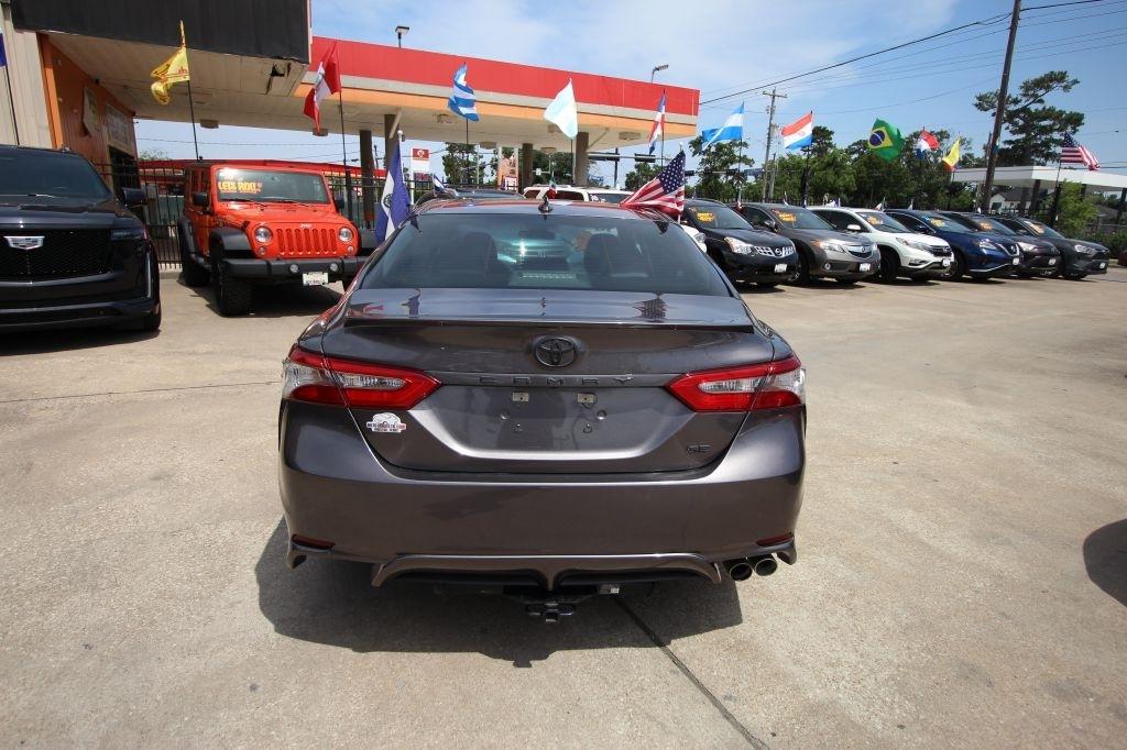 Toyota Camry L 2019