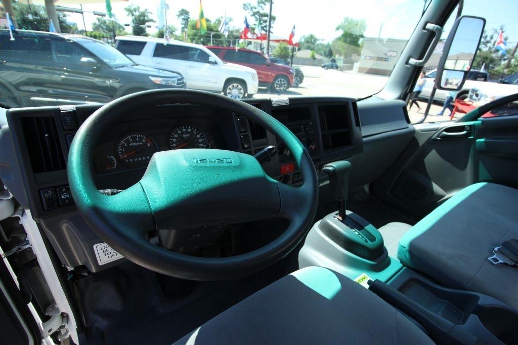 Isuzu NPR HD  2020