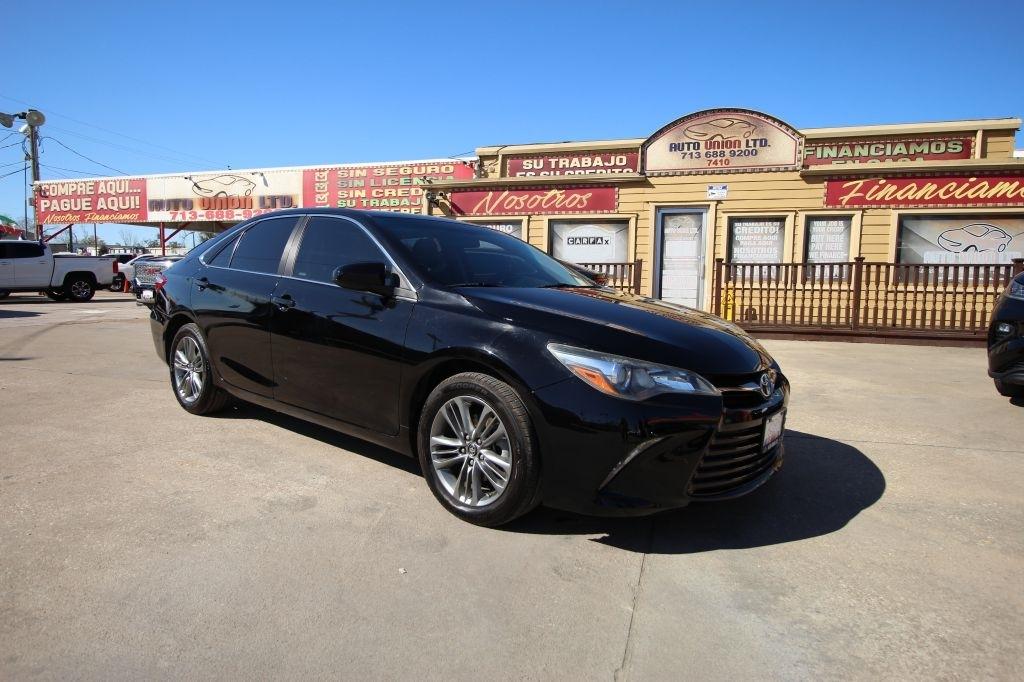 Toyota Camry LE 2017