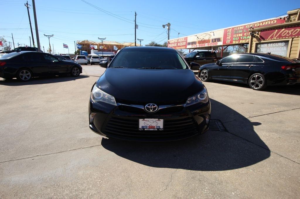 Toyota Camry LE 2017