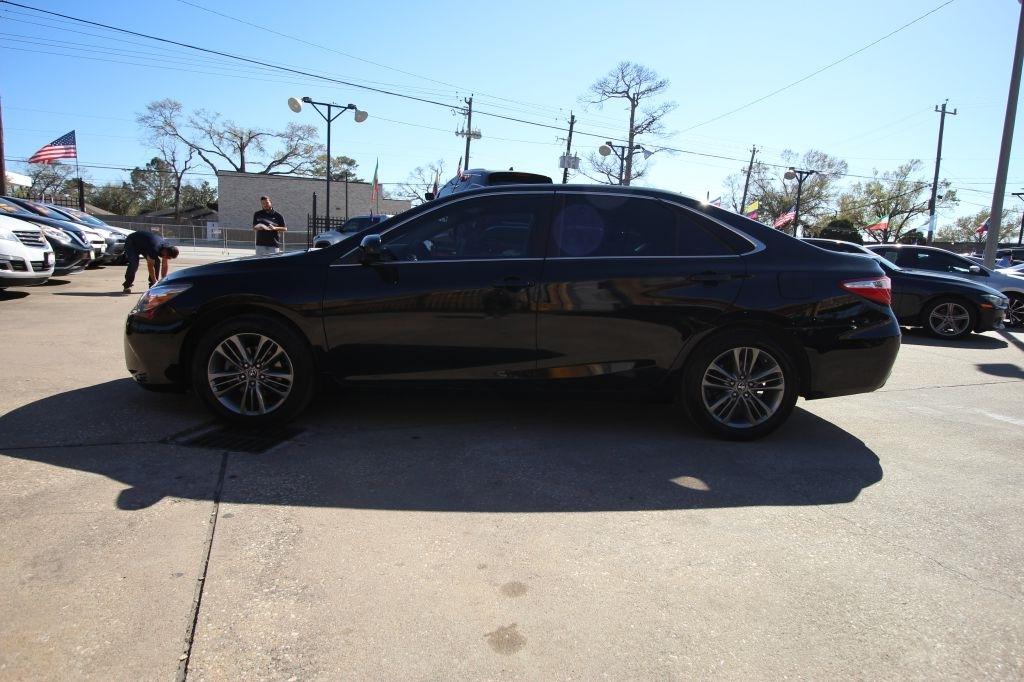 Toyota Camry LE 2017