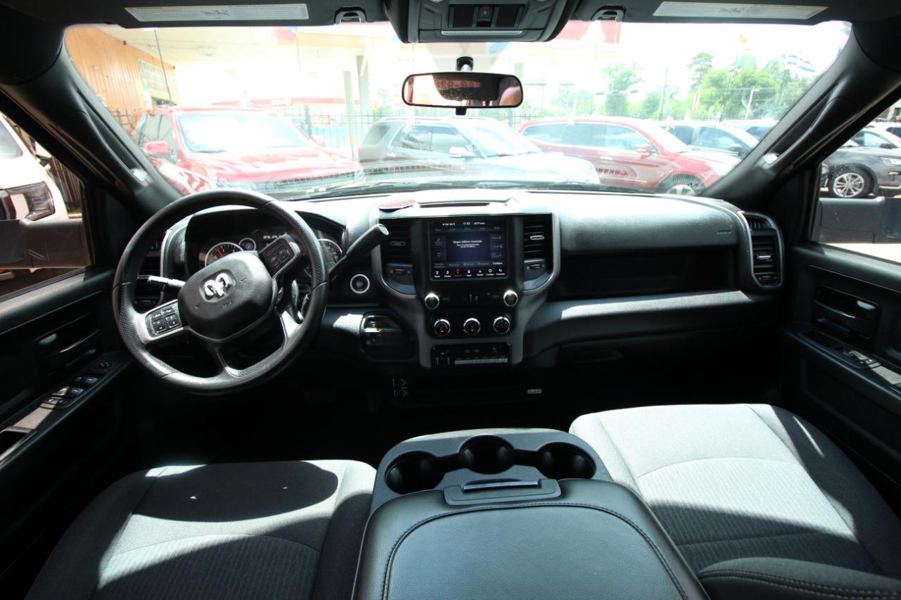 RAM 3500 Tradesman Crew Cab 4WD DRW 2021